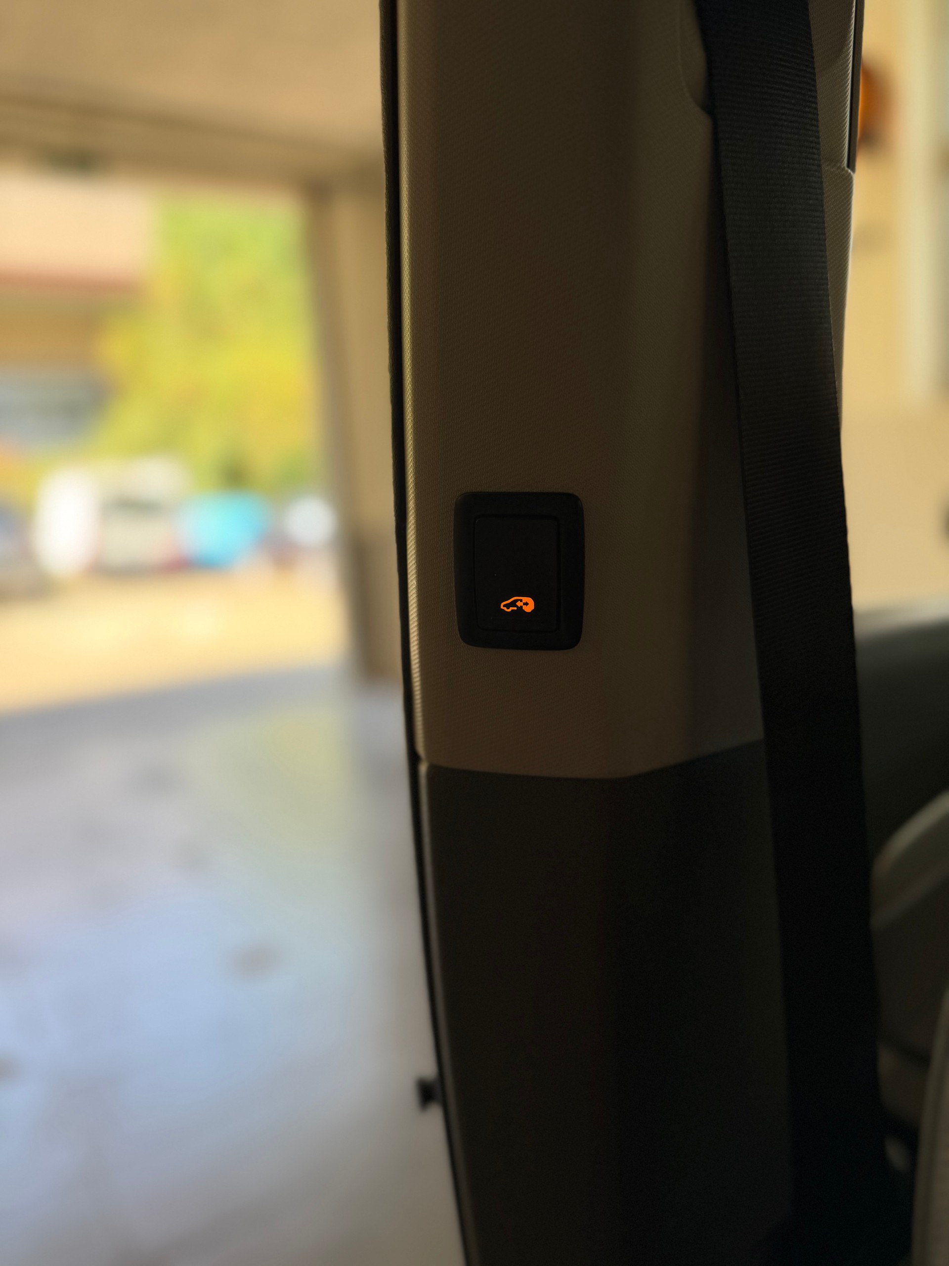 VW Sharan 2.0 TSI Comfortline DSG-image-9