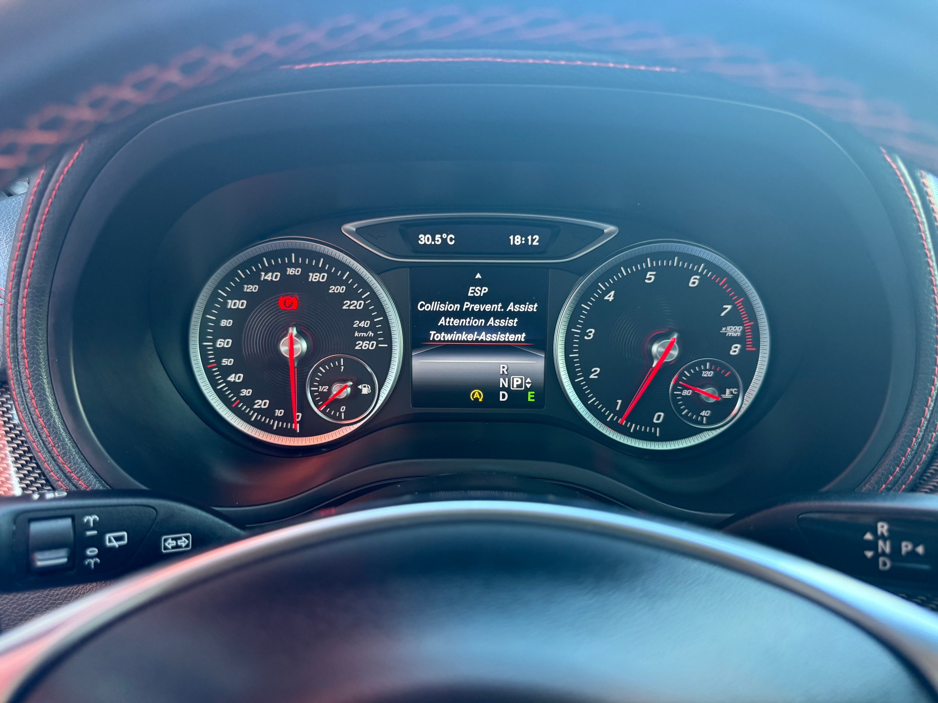 MERCEDES-BENZ B 250 AMG Line 4Matic 7G-DCT-image-8