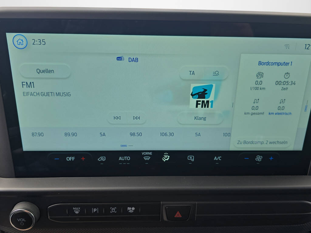 FORD Transit Custom Van 320 L1 2.5 Duratec 233 Trend PHEV-image-13