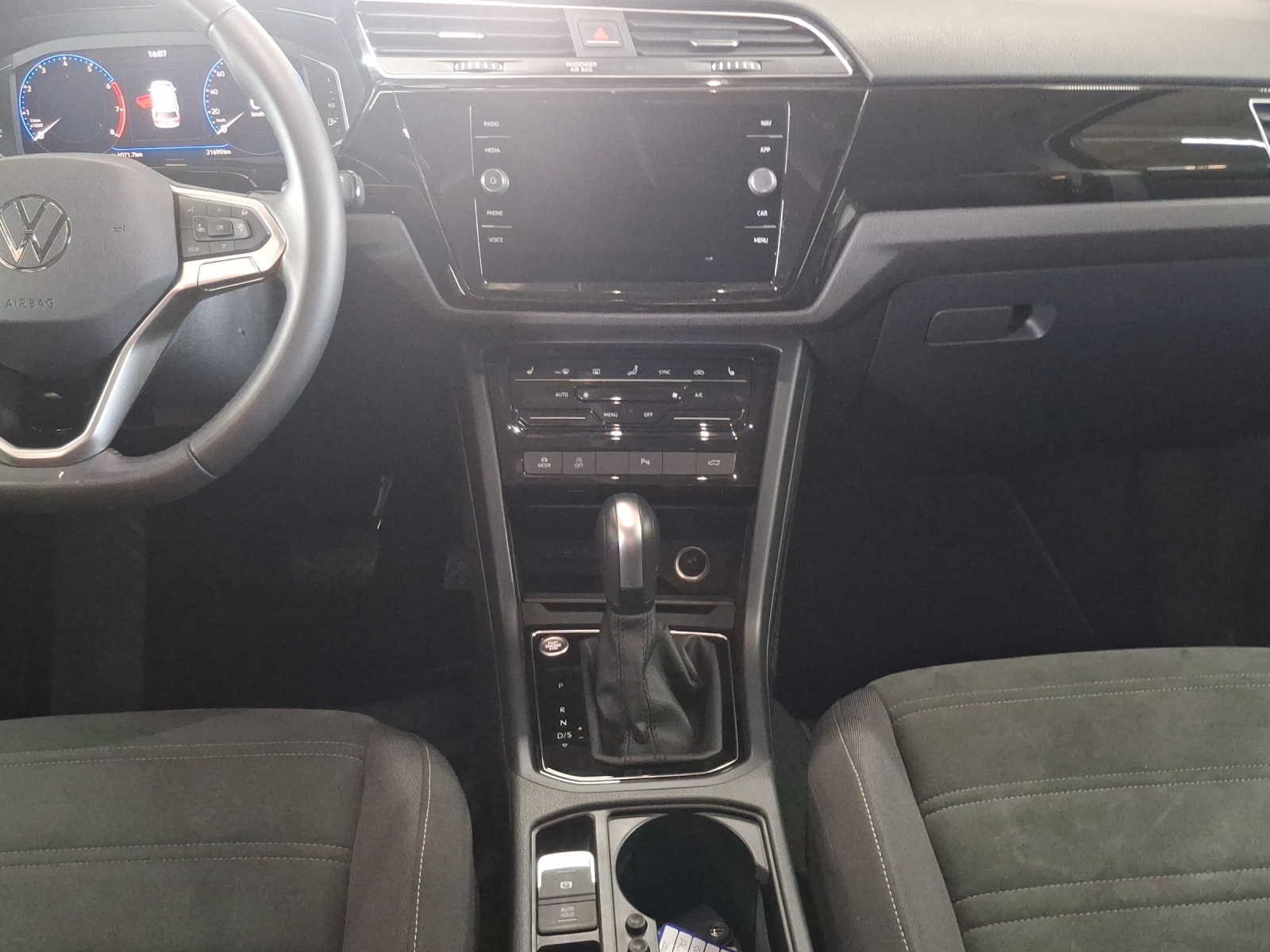 VW Touran 1.5 TSI EVO Highline DSG-image-10
