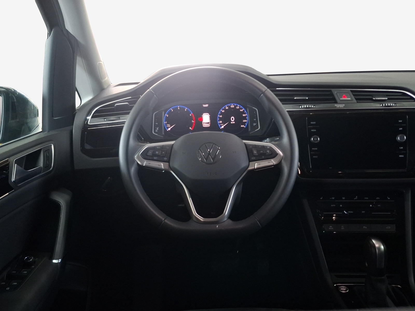 VW Touran 1.5 TSI EVO Highline DSG-image-9