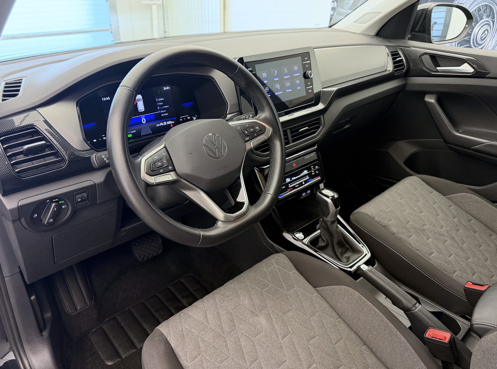 VW T-Cross 1.5 TSI EVO ACT Life DSG-image-5