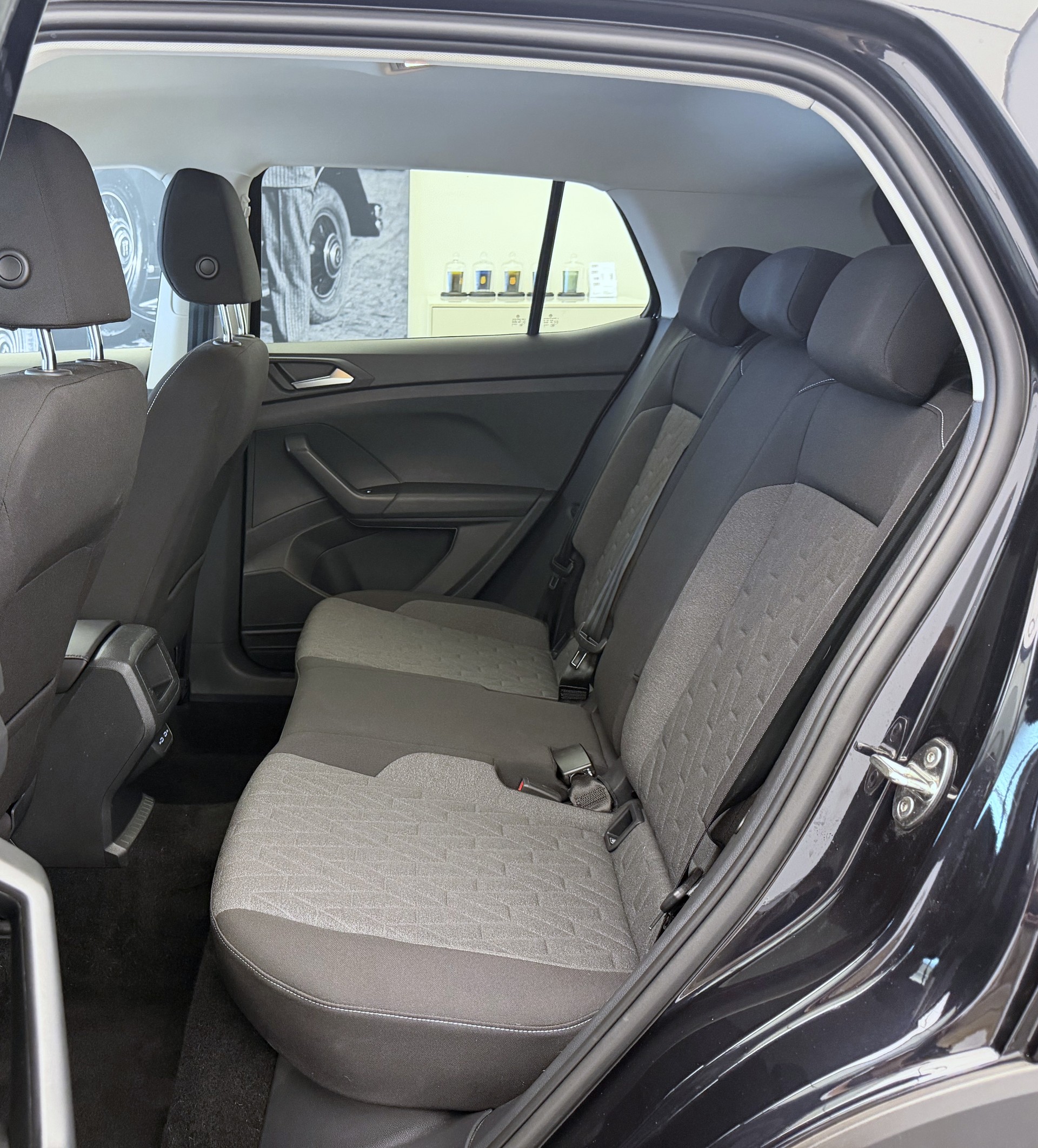 VW T-Cross 1.5 TSI EVO ACT Life DSG-image-17