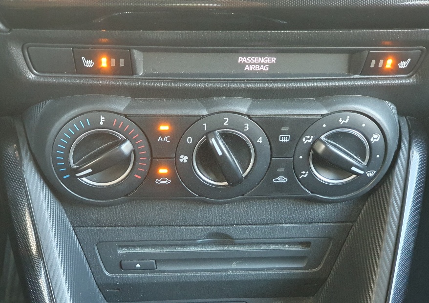 MAZDA 2 1.5i 16V Skyactiv-G Ambition Plus-image-9