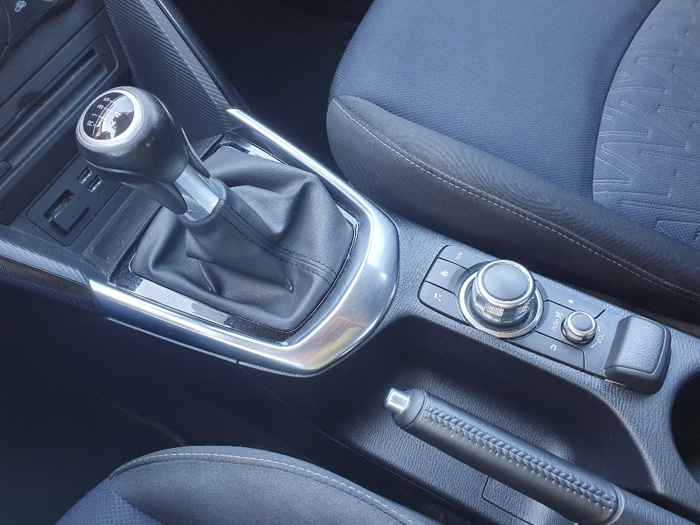 MAZDA 2 1.5i 16V Skyactiv-G Ambition Plus-image-11
