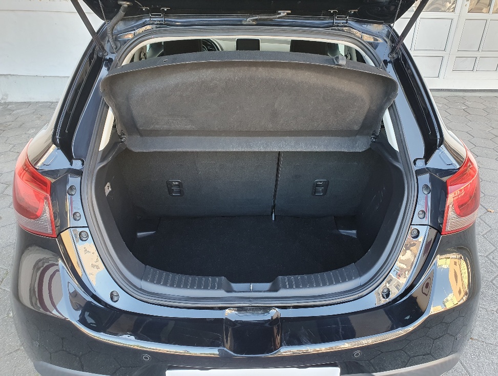 MAZDA 2 1.5i 16V Skyactiv-G Ambition Plus-image-4