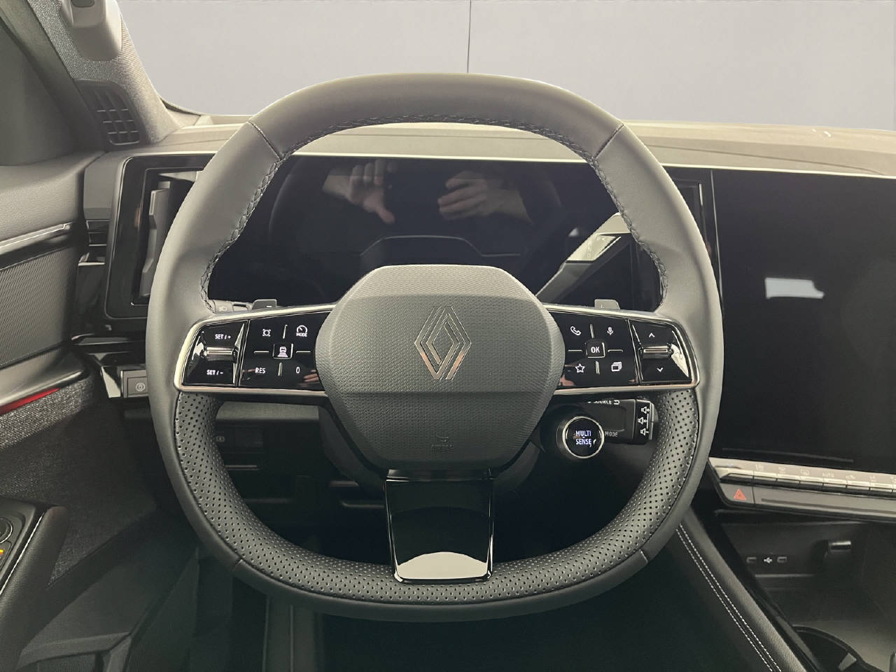 RENAULT Espace 1.2 E-Tech techno-image-9