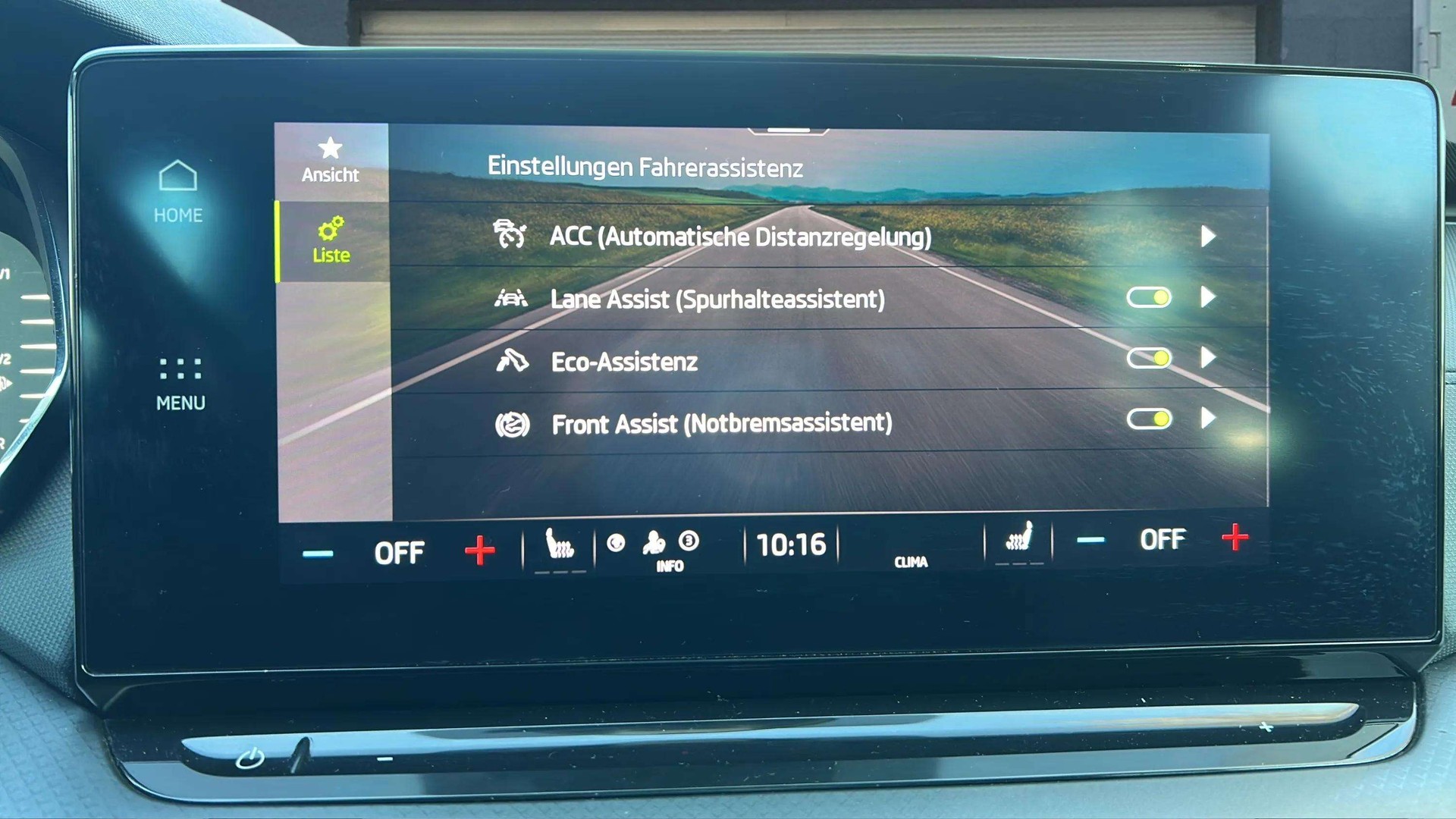 SKODA Octavia Combi 2.0 TDI DSG Ambition 4x4-image-19