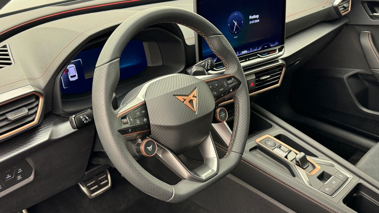 CUPRA LEON ST 2.0 TSI VZ DSG 4Drive-image-6