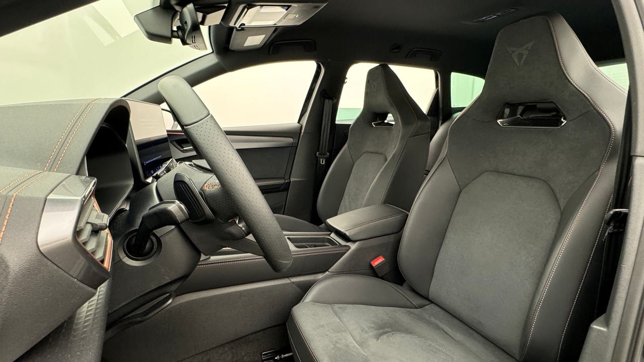 CUPRA LEON ST 2.0 TSI VZ DSG 4Drive-image-4