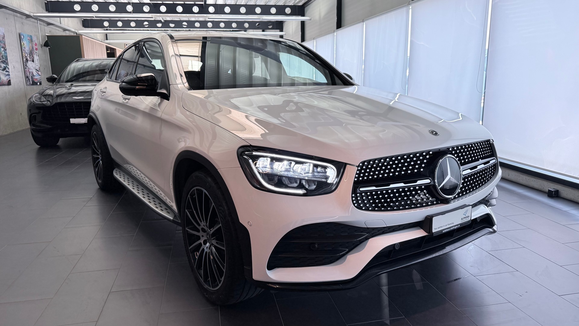 MERCEDES-BENZ GLC 200 Night Star AMG Line 4m Coupé-image-2