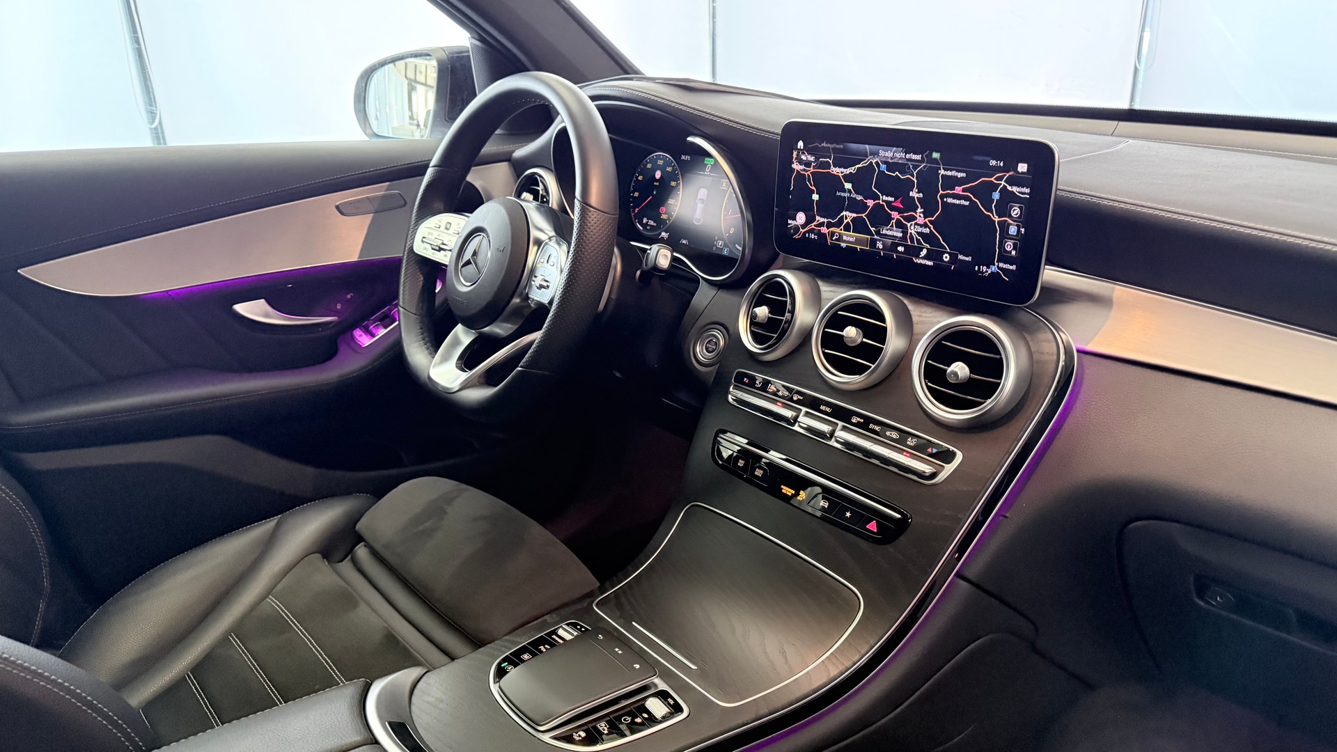 MERCEDES-BENZ GLC 200 Night Star AMG Line 4m Coupé-image-22