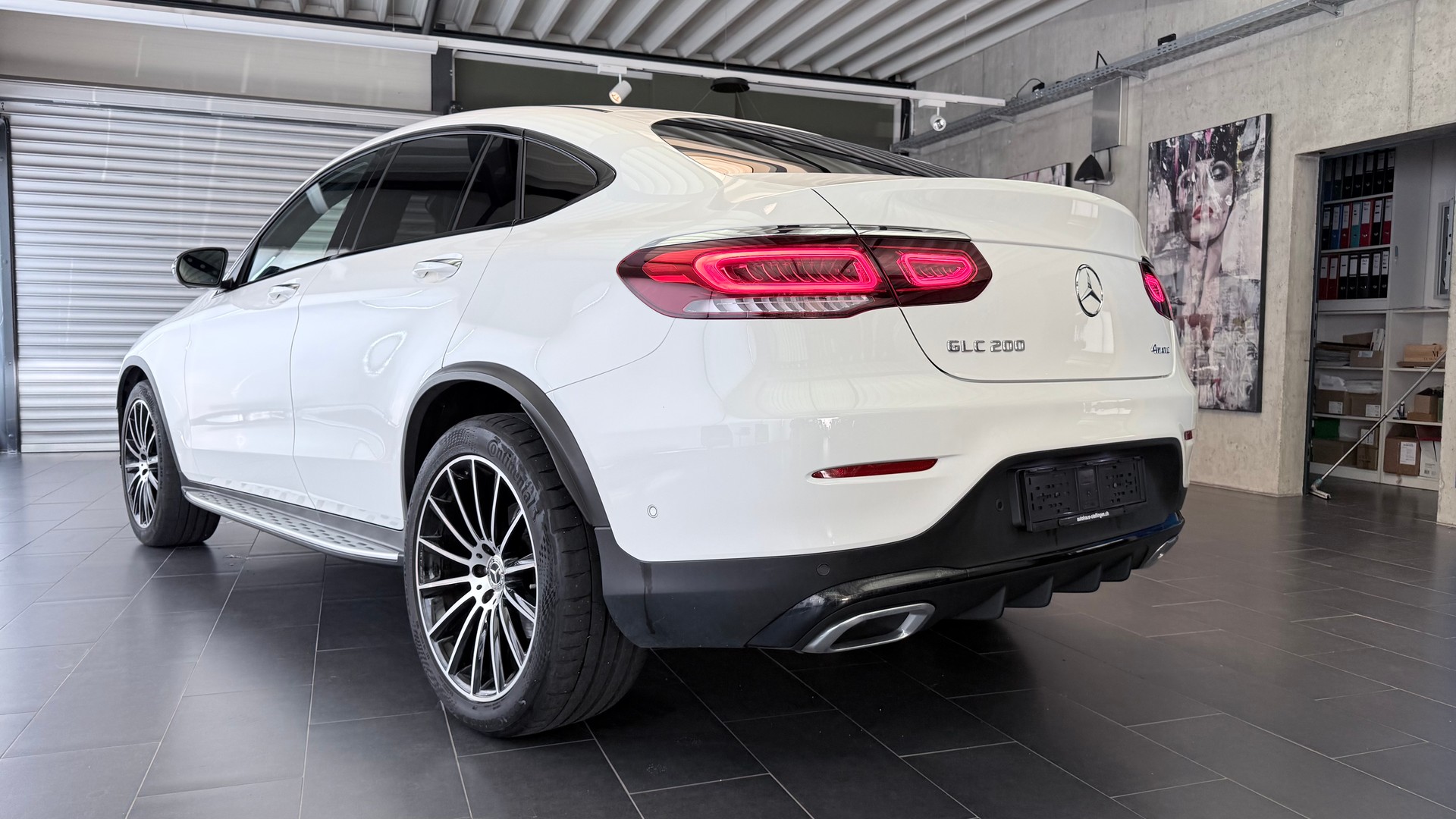MERCEDES-BENZ GLC 200 Night Star AMG Line 4m Coupé-image-16