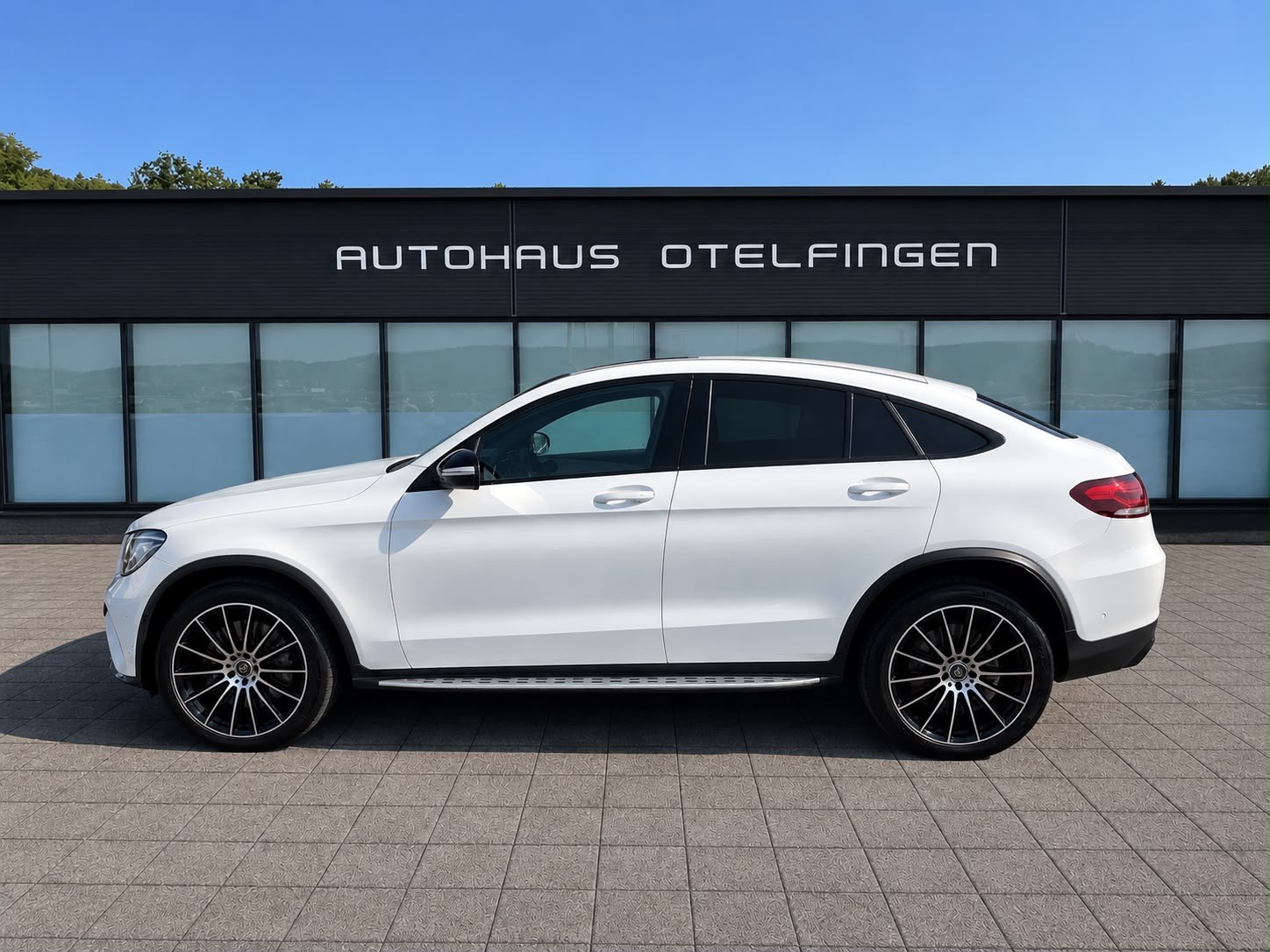 MERCEDES-BENZ GLC 200 Night Star AMG Line 4m Coupé-image-0
