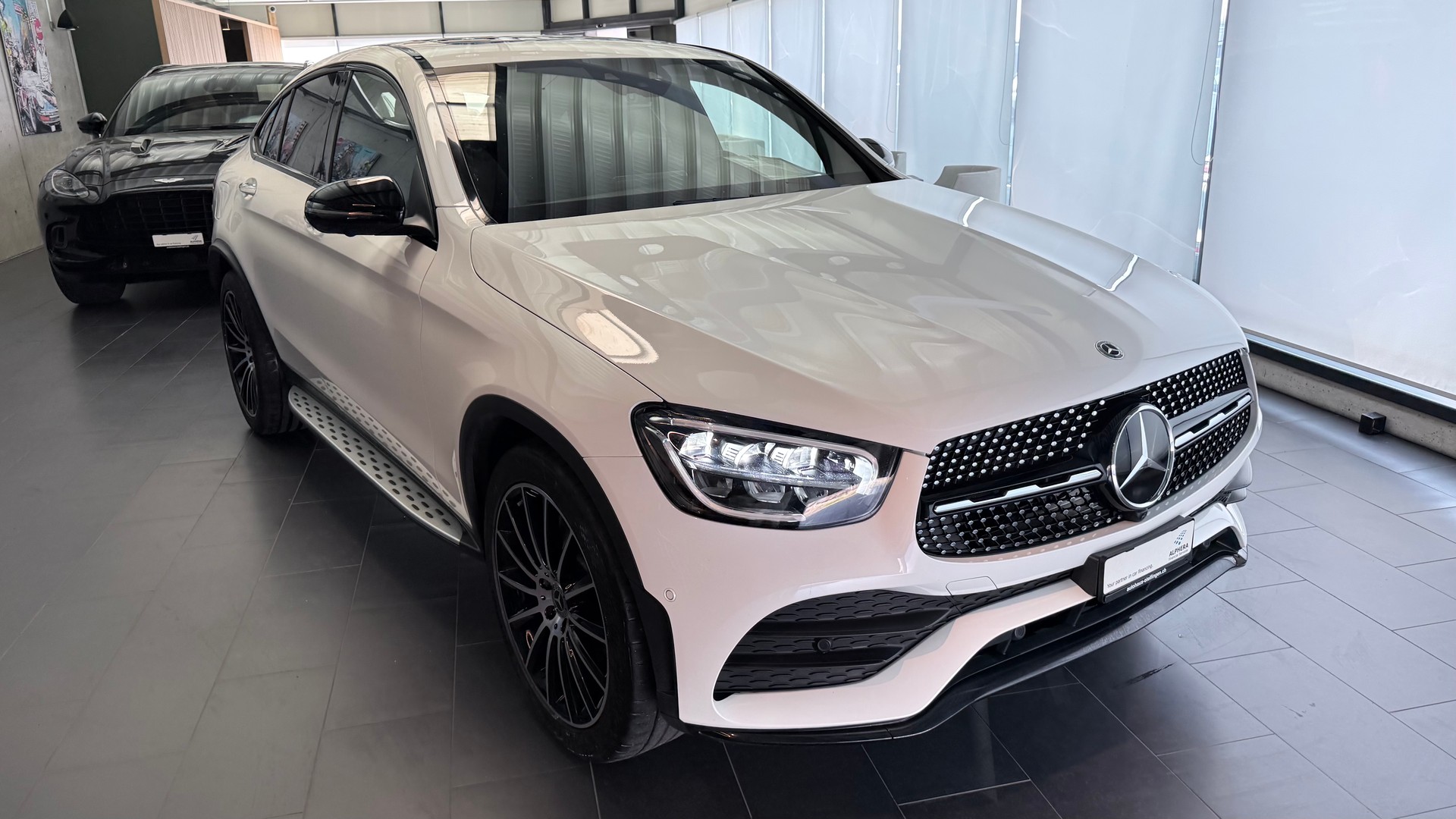 MERCEDES-BENZ GLC 200 Night Star AMG Line 4m Coupé-image-1