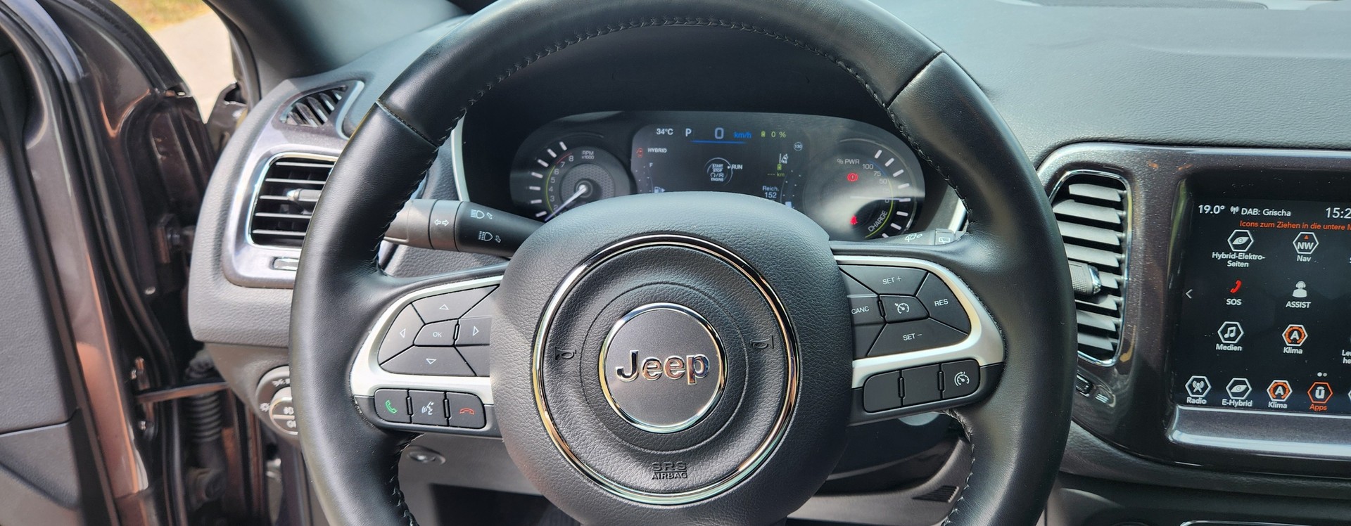 JEEP Compass 1.3 T PHEV S AWD-image-9