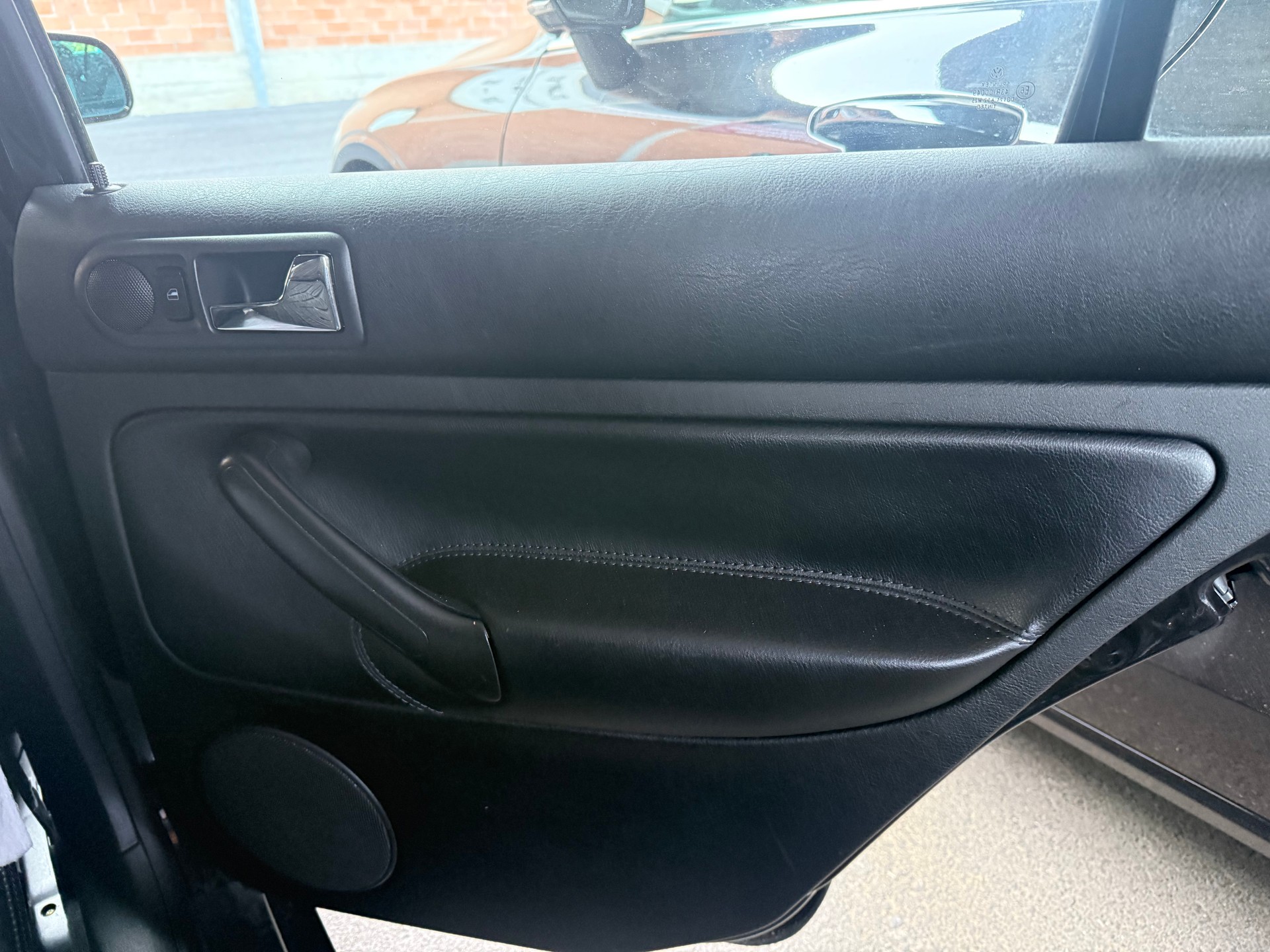 VW Golf 1.8 T GTI-image-21
