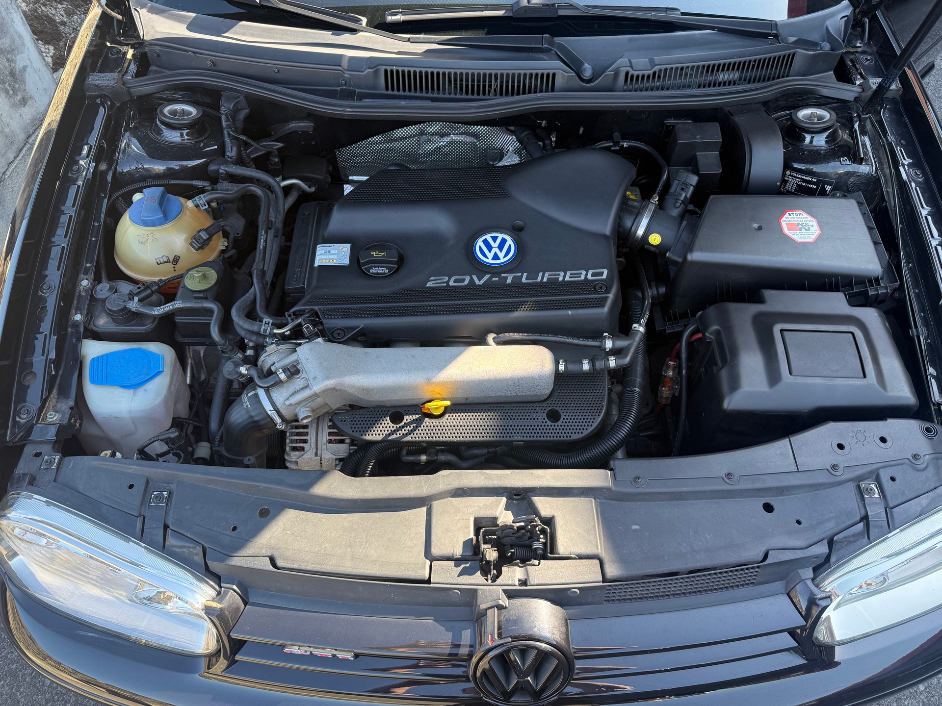 VW Golf 1.8 T GTI-image-17