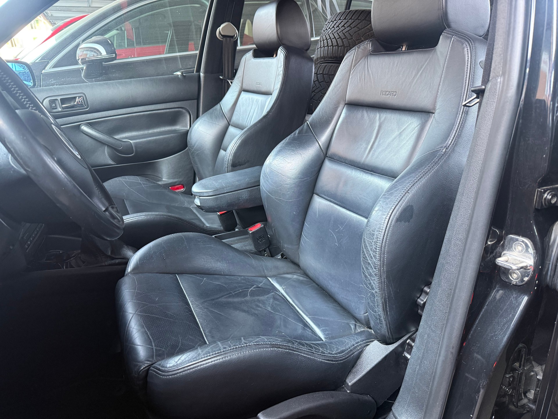 VW Golf 1.8 T GTI-image-15