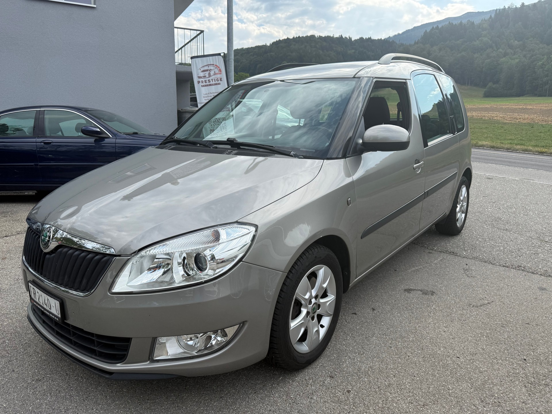 SKODA Roomster 1.2 TSI Elegance DSG-image-0