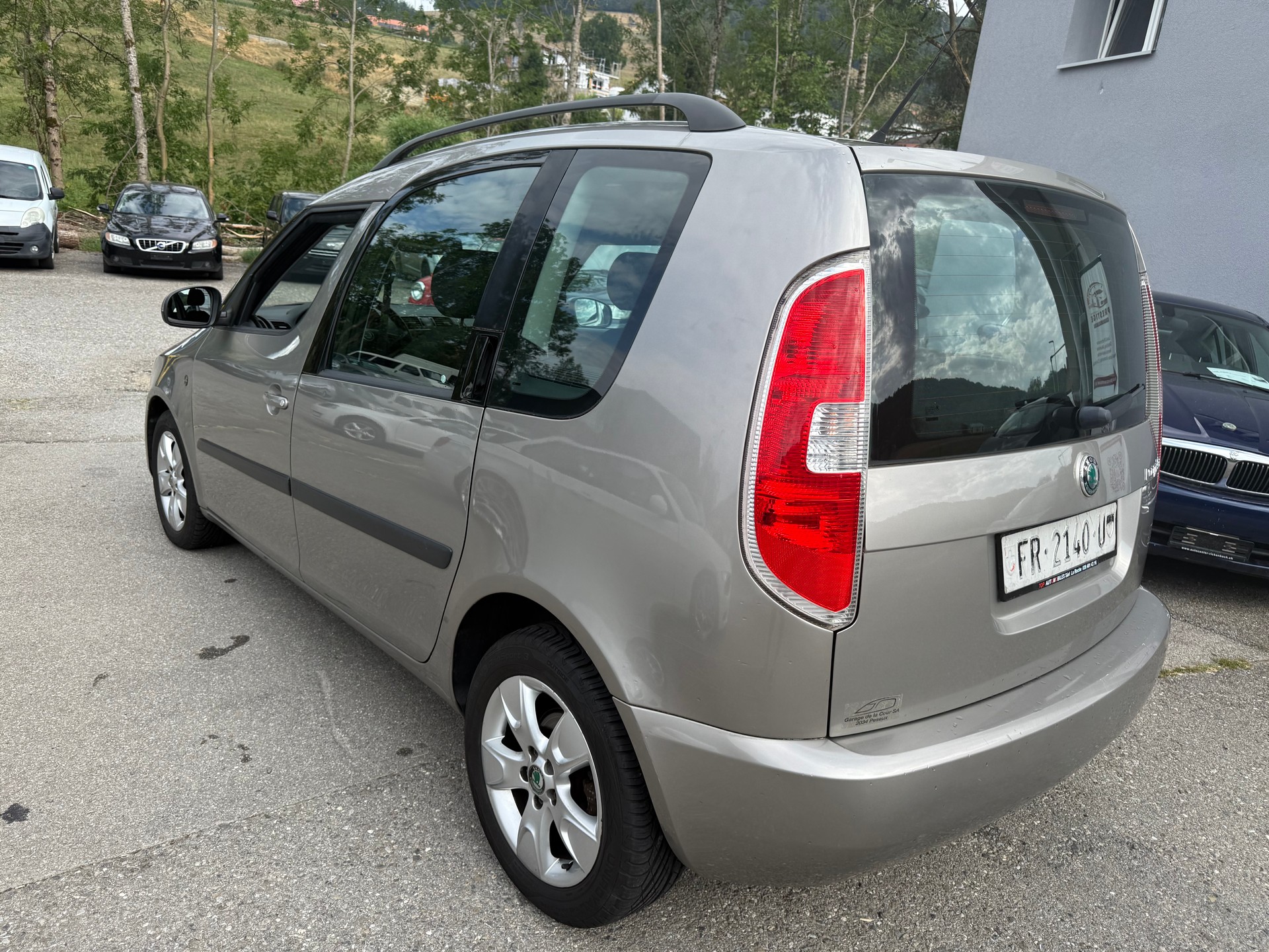 SKODA Roomster 1.2 TSI Elegance DSG-image-6