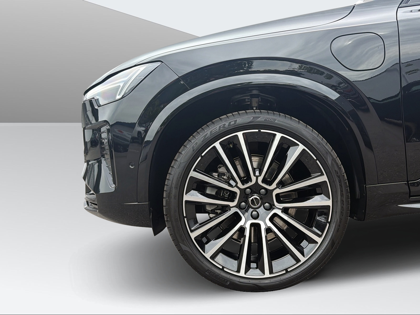 VOLVO XC90 2.0 T8 TE Ultra Dark eAWD-image-8
