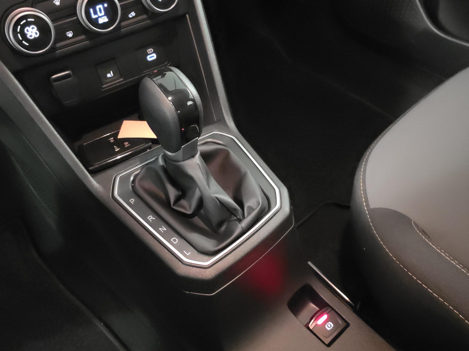 DACIA Sandero Stepway TCe 90 Extreme+ CVT-image-23