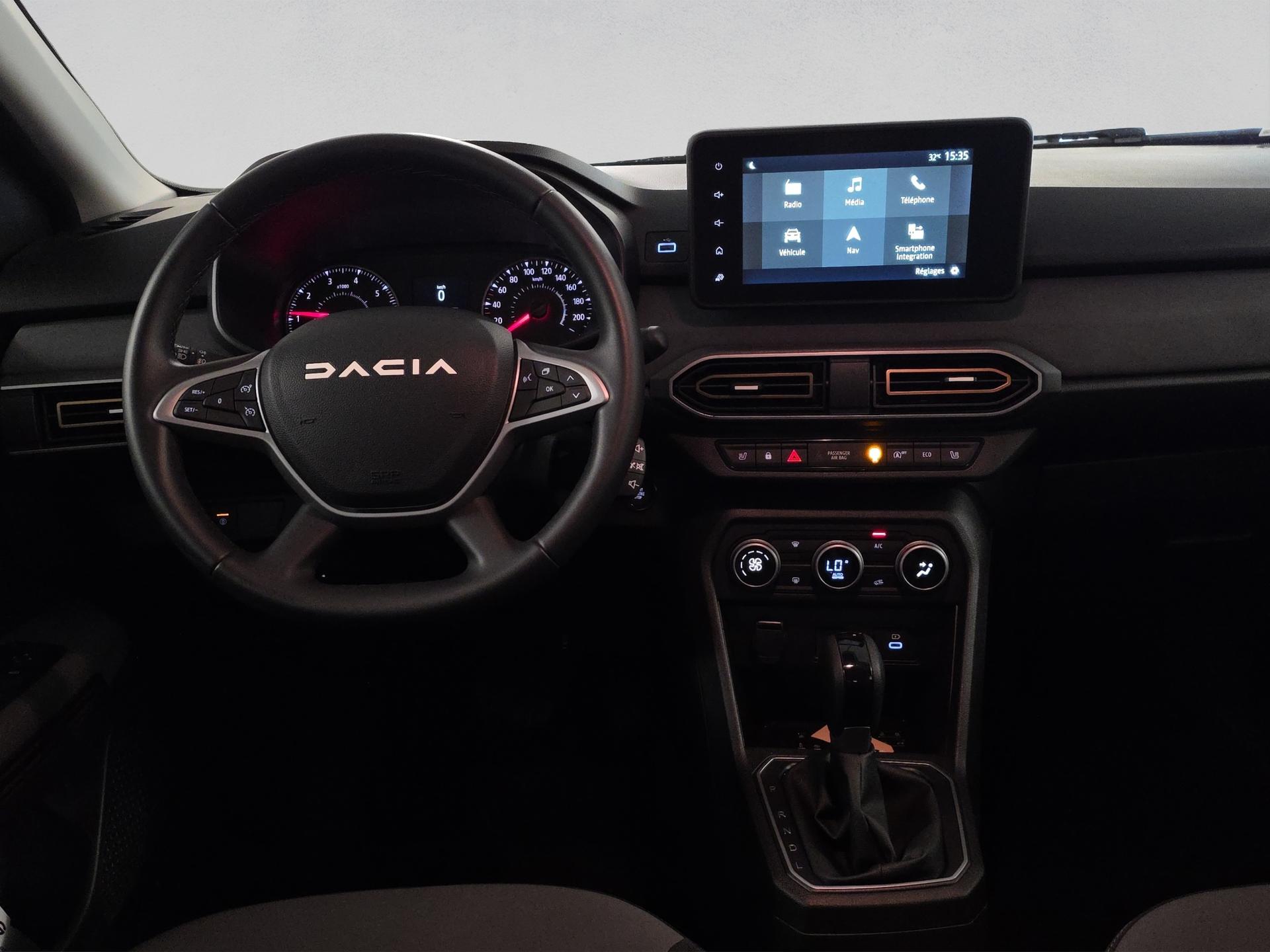 DACIA Sandero Stepway TCe 90 Extreme+ CVT-image-13