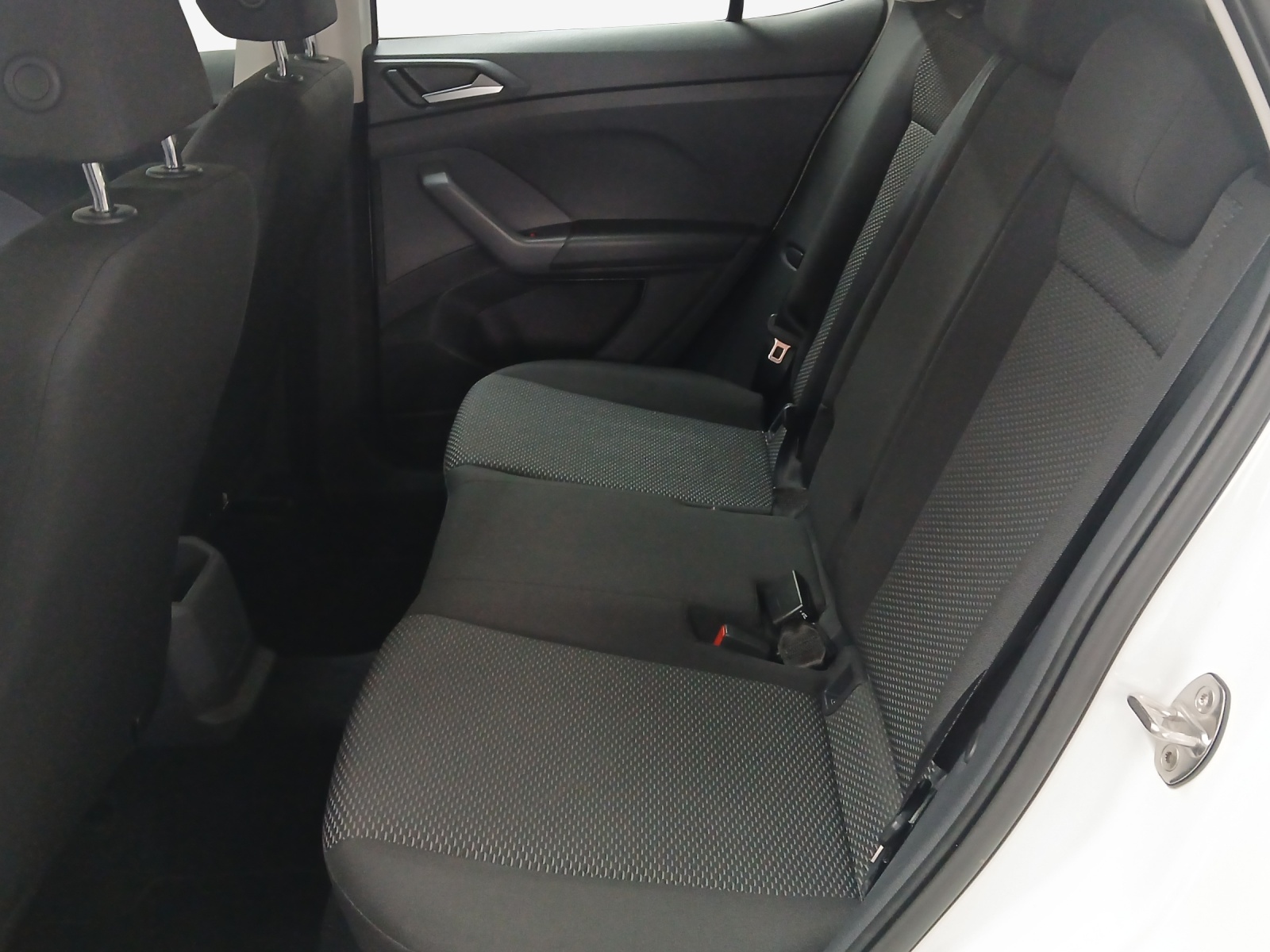 VW T-Cross 1.0 TSI-image-11