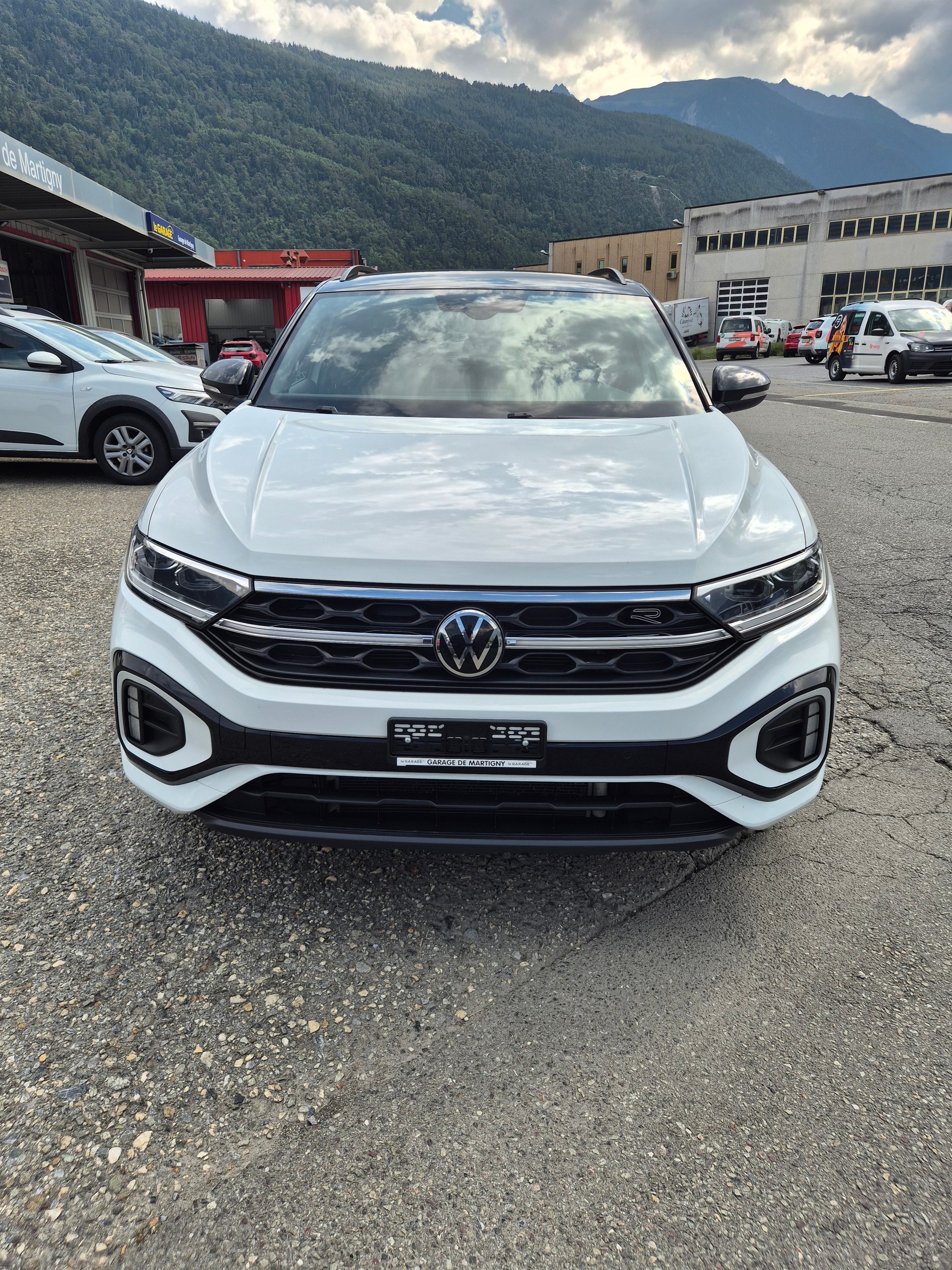 VW T-Roc 2.0 TSI Style DSG 4Motion-image-1