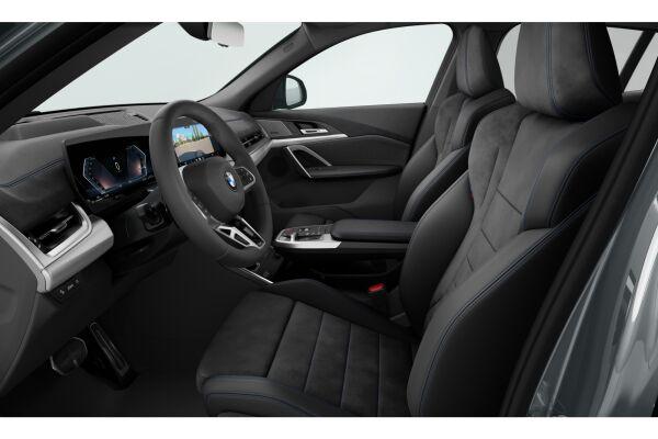 BMW X2 20i sDrive-image-4