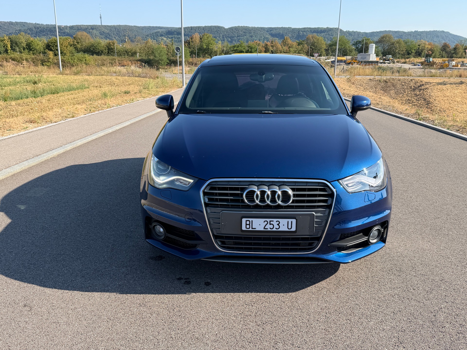 AUDI A1 Sportback Sport 1.4 TFSI Ambition S-tronic-image-3