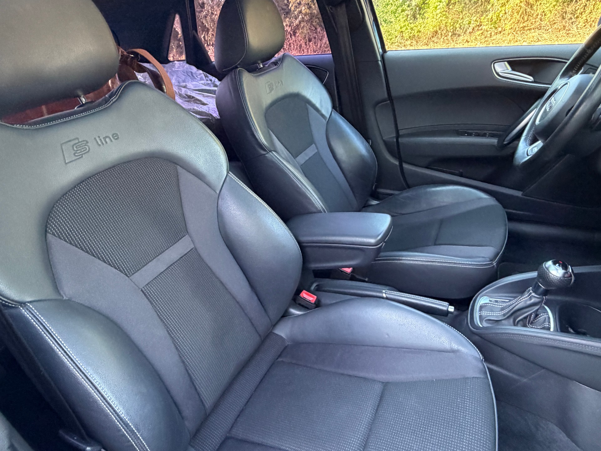 AUDI A1 Sportback Sport 1.4 TFSI Ambition S-tronic-image-13