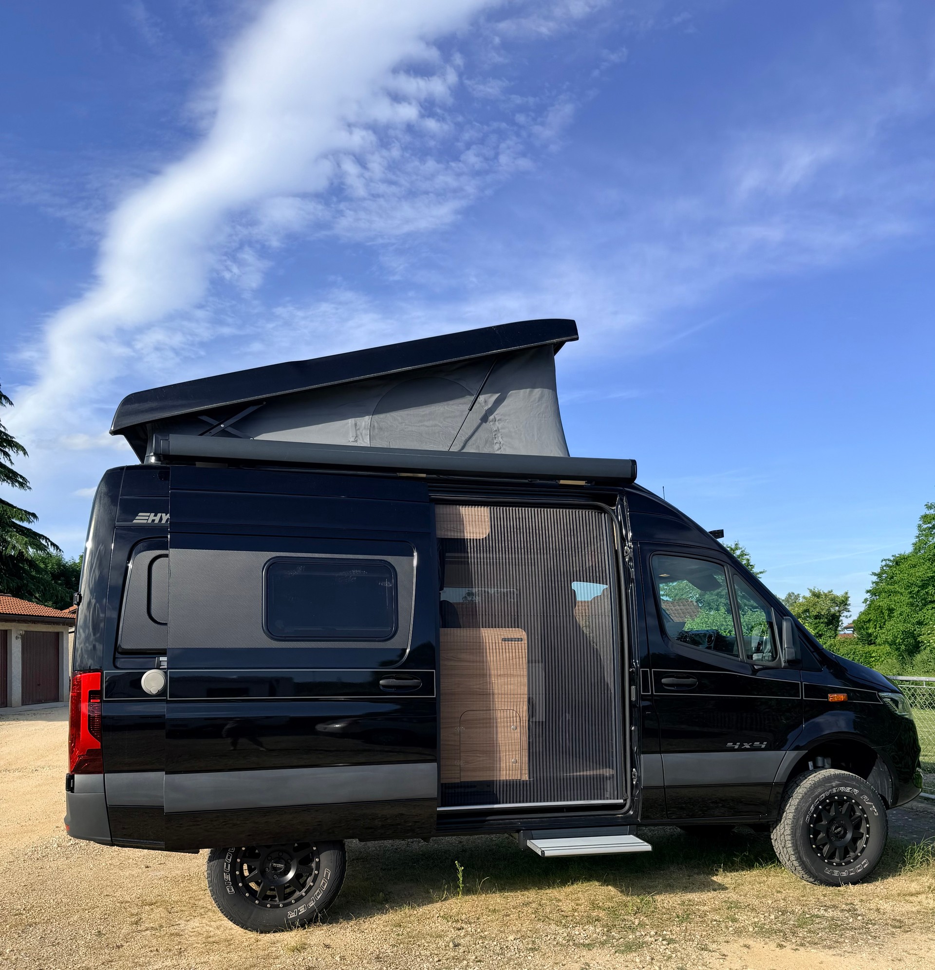 MERCEDES-BENZ Hymer Grand Canyon S Crossover-image-14
