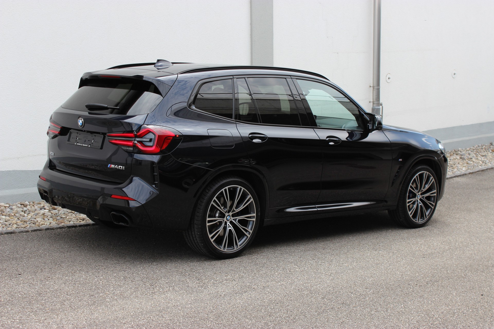 BMW X3 M40i-image-5