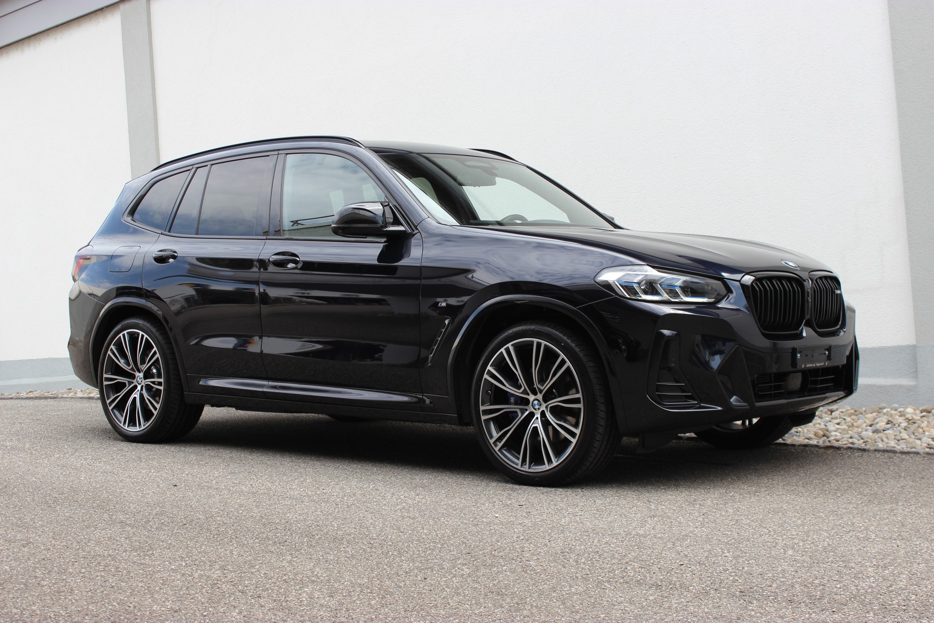 BMW X3 M40i-image-4