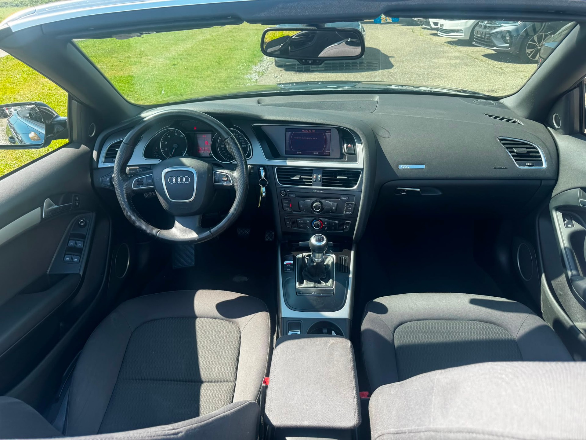 AUDI A5 Cabriolet 1.8 TFSI-image-11