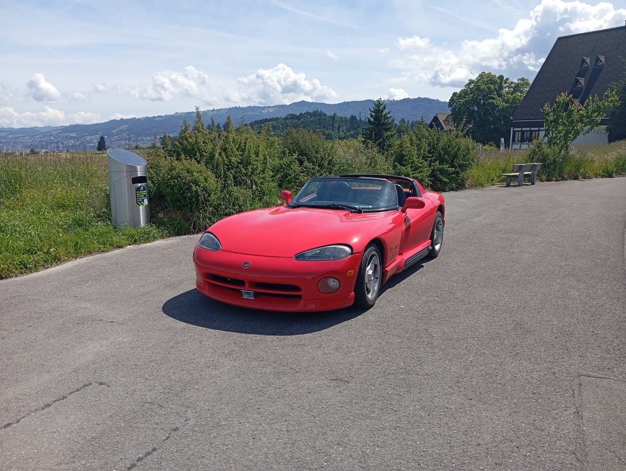 DODGE VIPER-image-0