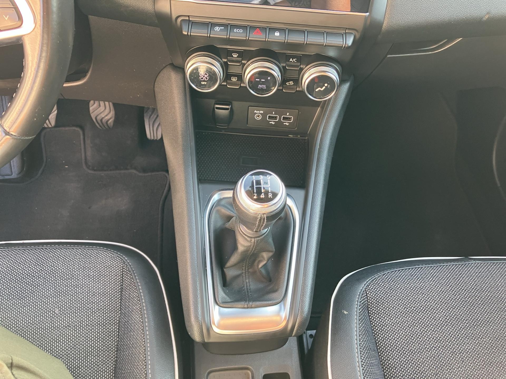 RENAULT Captur 1.0 TCe Intens-image-11