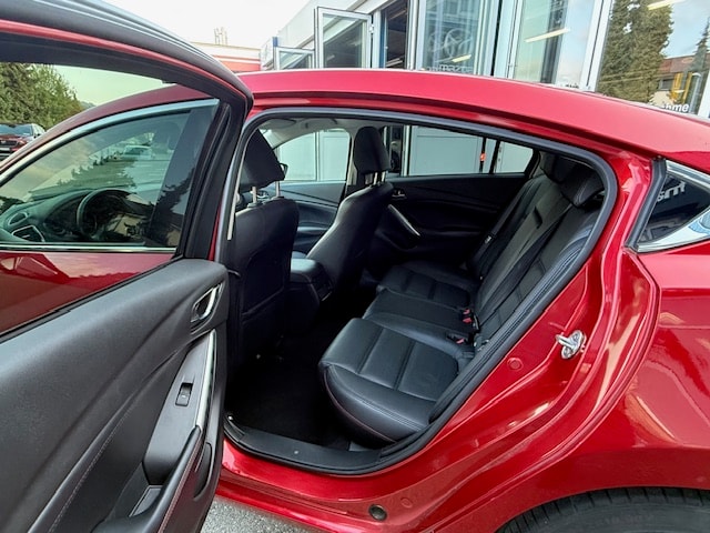MAZDA 6 2.0 16V HP Revolution-image-6