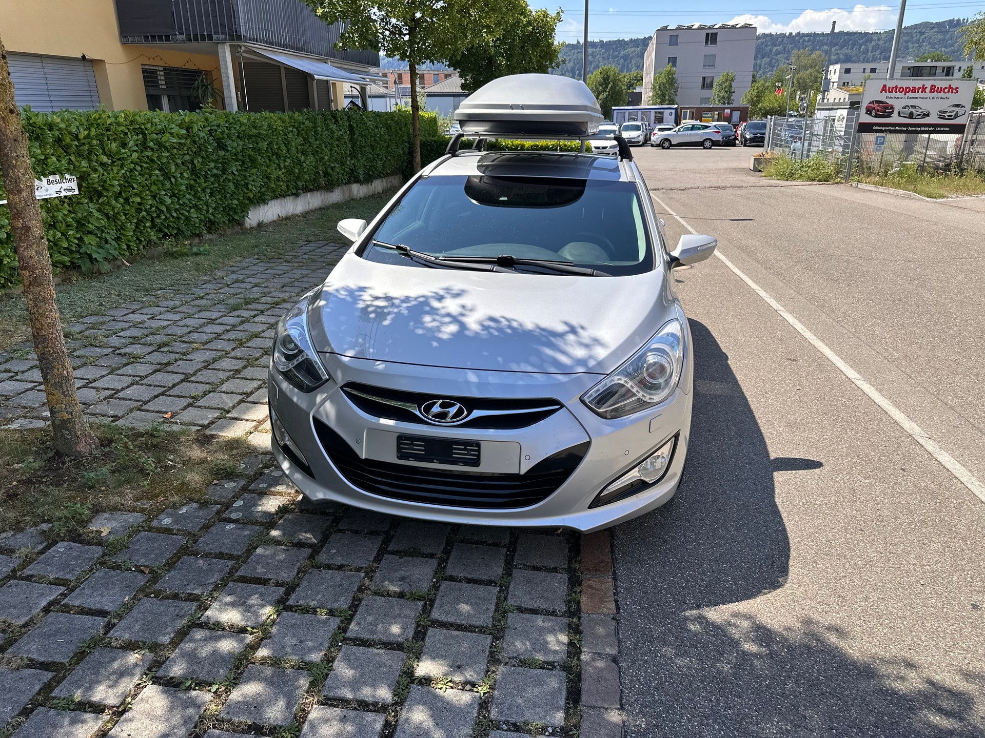 HYUNDAI i40 Wagon 1.7 CRDI Style Automatic-image-0