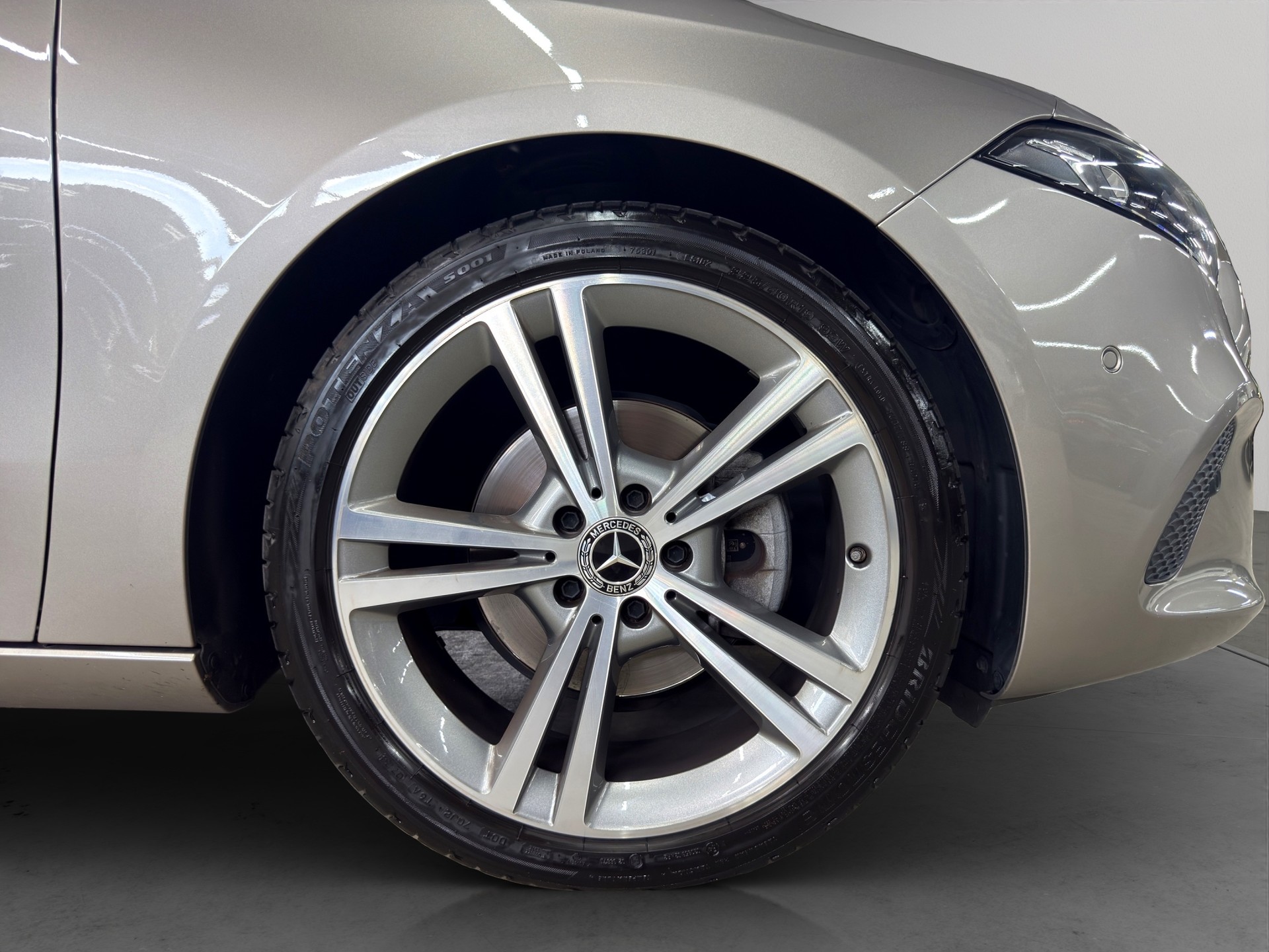 MERCEDES-BENZ A 200 d 8G-DCT-image-8
