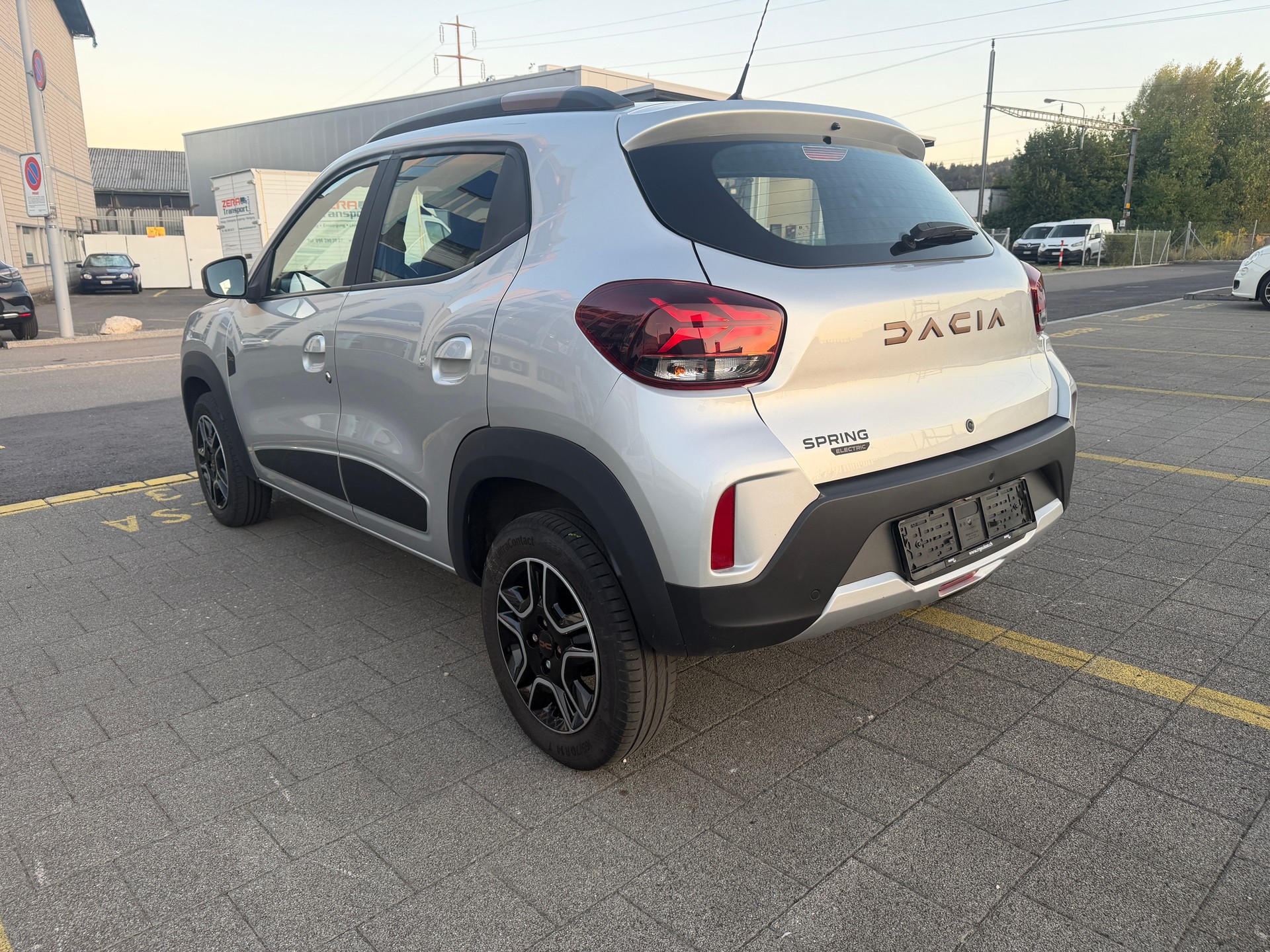 DACIA Spring 27 kWh Electric 65 Extreme-image-6