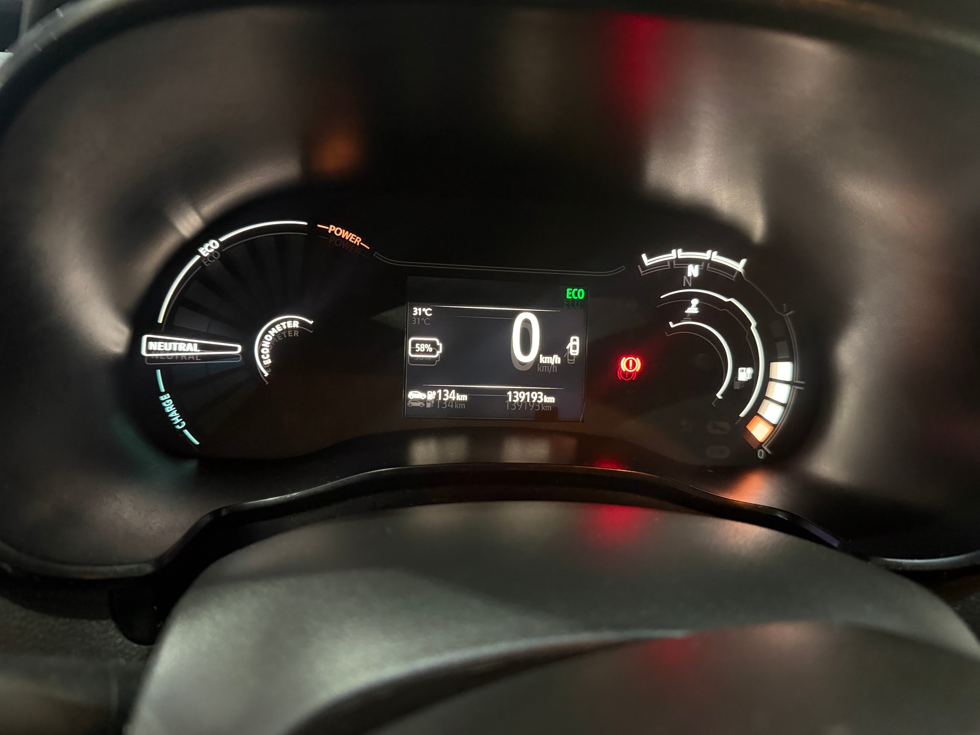 DACIA Spring 27 kWh Electric 65 Extreme-image-10