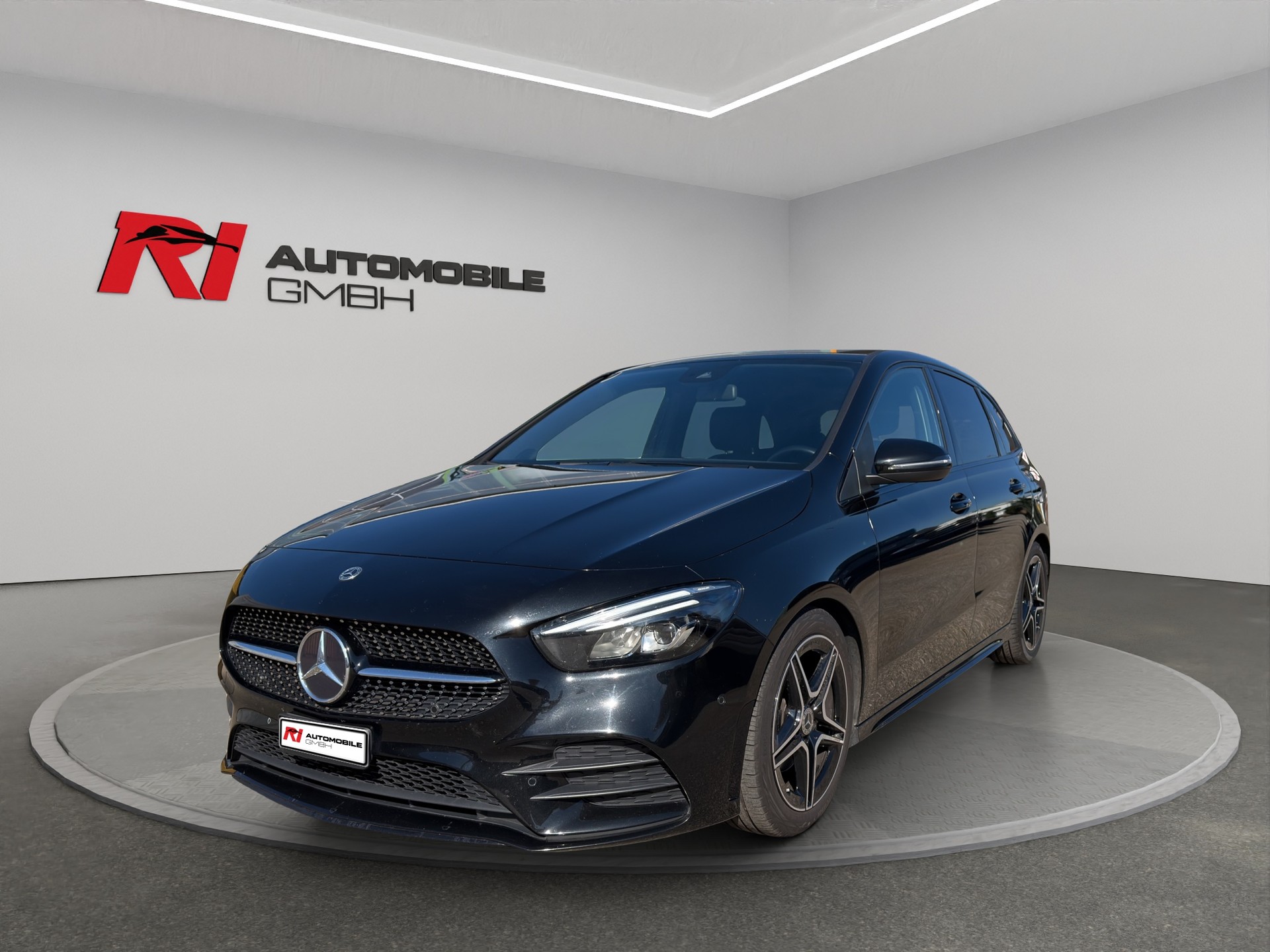 MERCEDES-BENZ B 200 d Night Star 8G-DCT-image-0