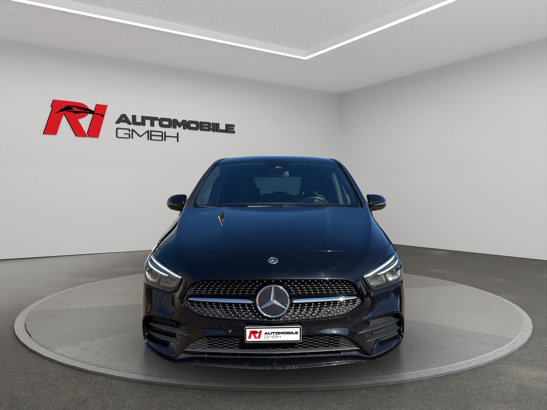 MERCEDES-BENZ B 200 d Night Star 8G-DCT-image-1