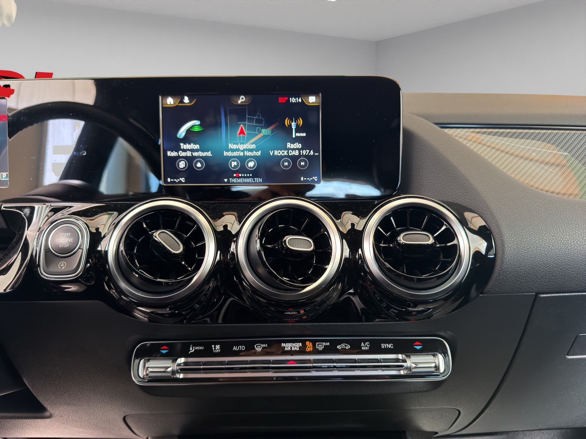 MERCEDES-BENZ B 200 d Night Star 8G-DCT-image-11
