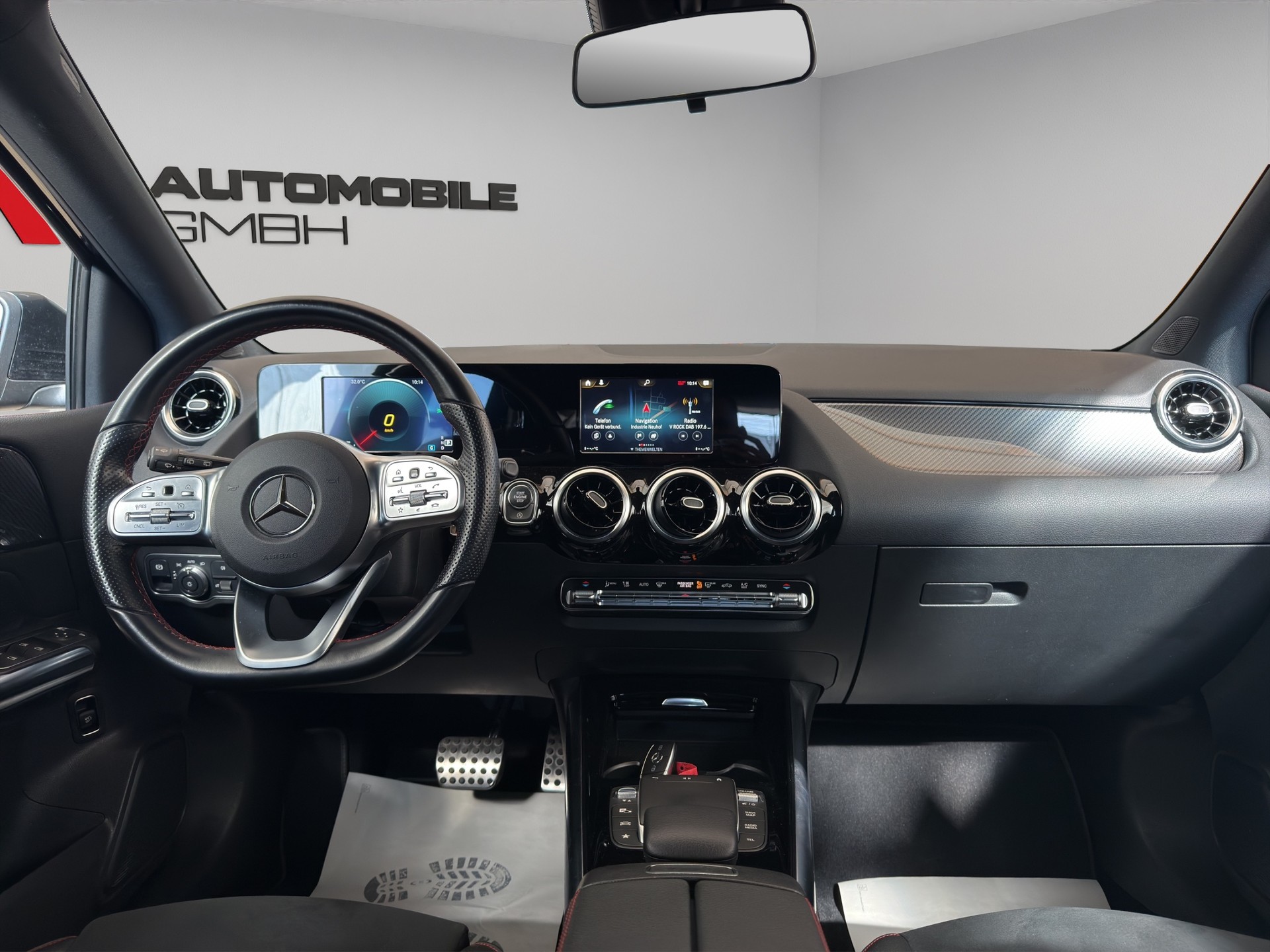 MERCEDES-BENZ B 200 d Night Star 8G-DCT-image-10