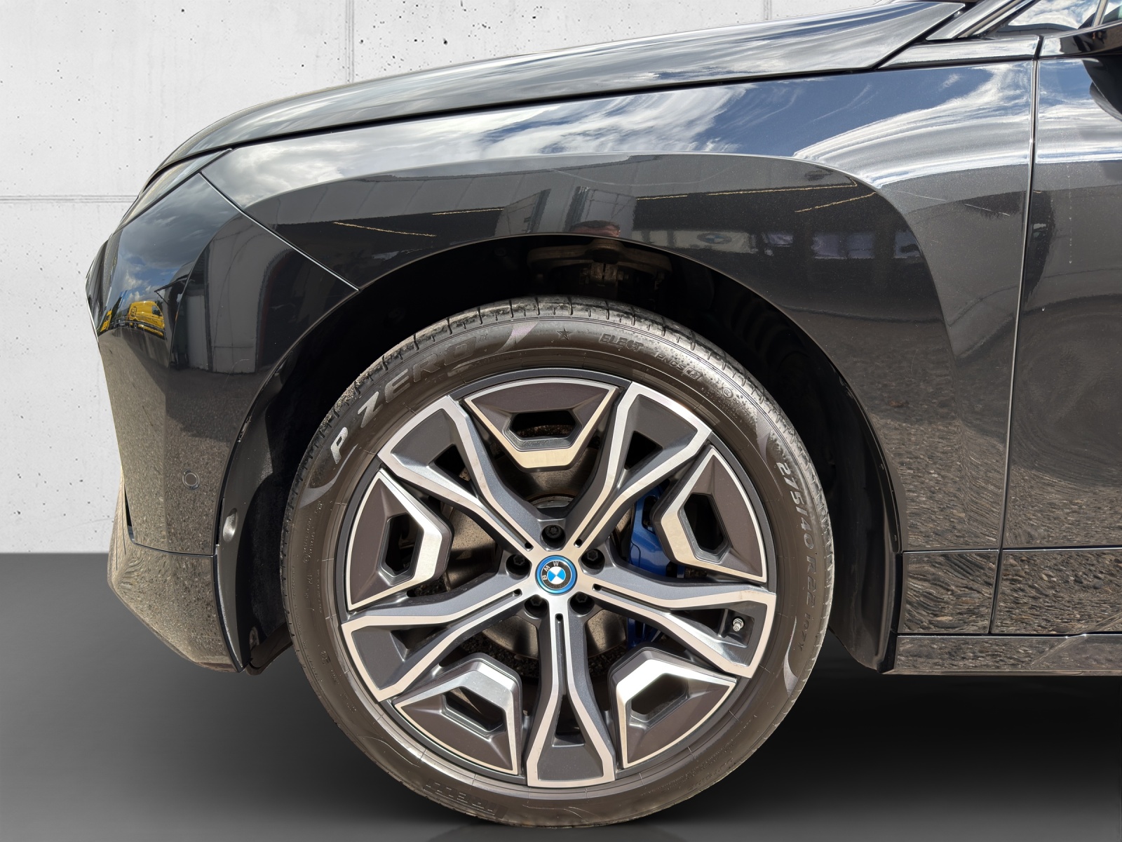 BMW iX xDrive50-image-11