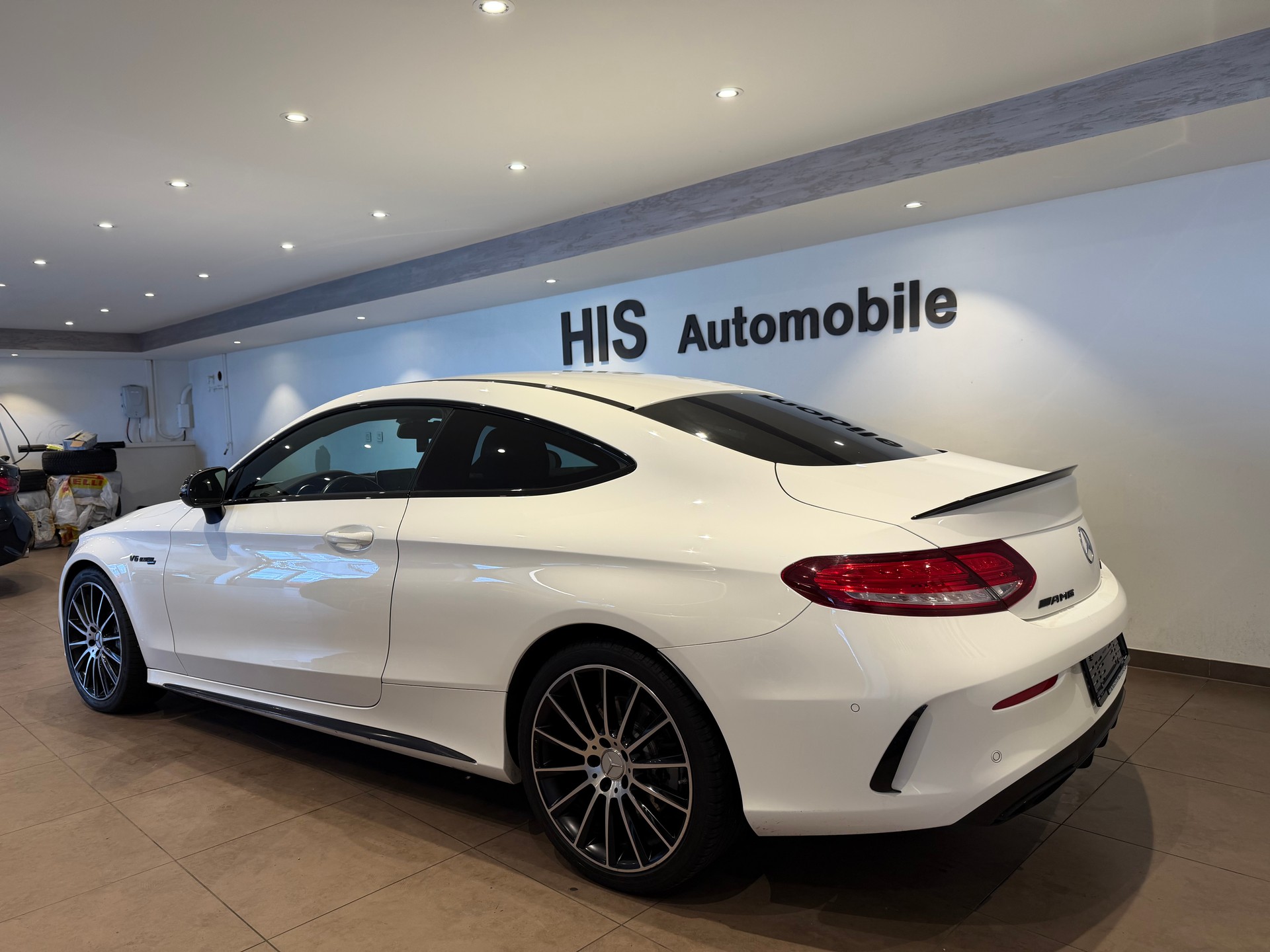 MERCEDES-BENZ C 43 AMG 4matic Coupé-image-2